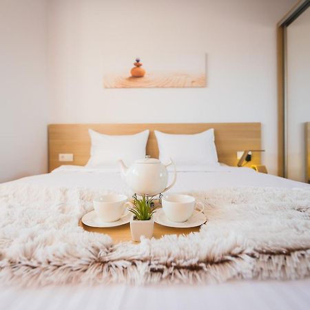 Zen Residential Apartments คลูจ-นาโปกา ภายนอก รูปภาพ