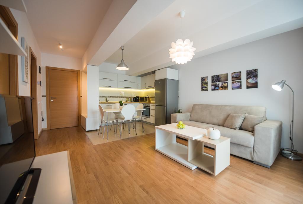 Zen Residential Apartments คลูจ-นาโปกา ภายนอก รูปภาพ