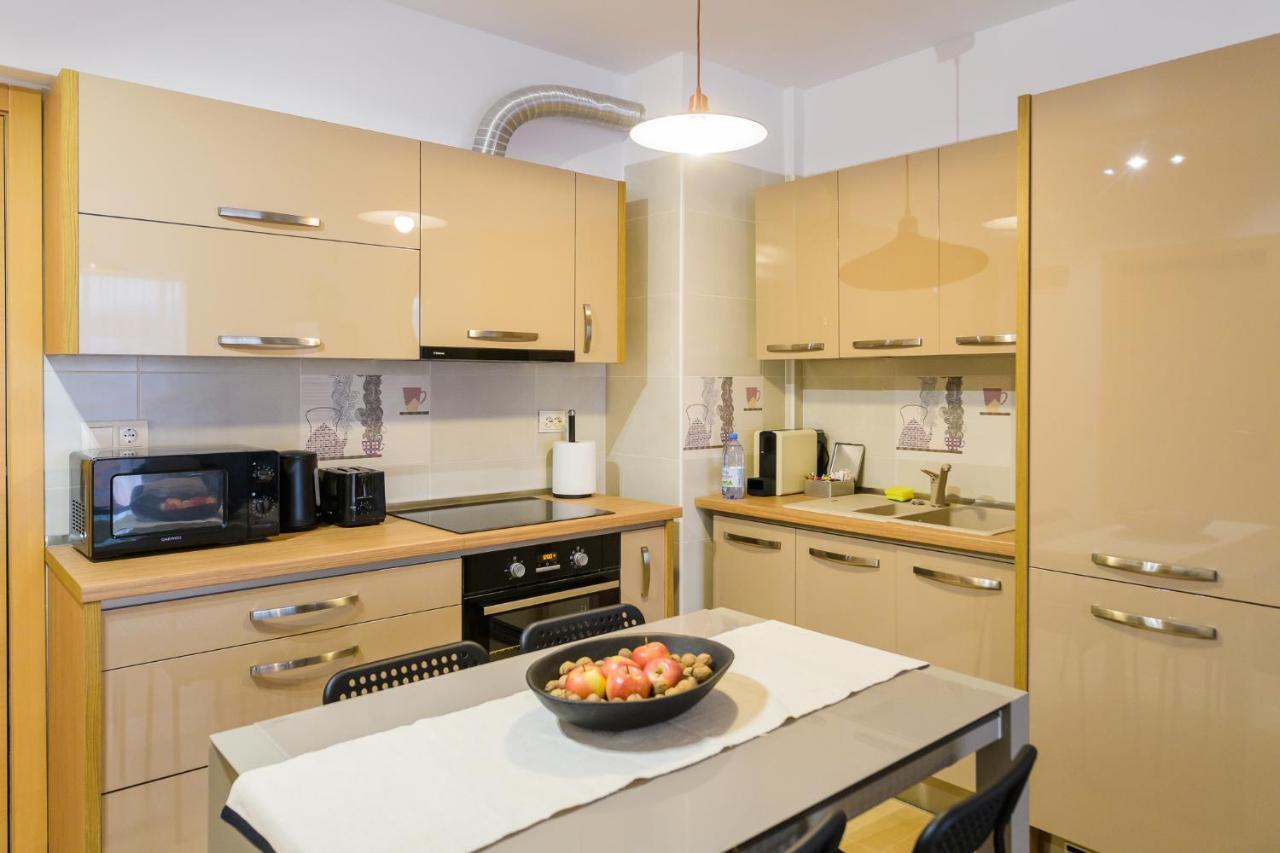 Zen Residential Apartments คลูจ-นาโปกา ภายนอก รูปภาพ